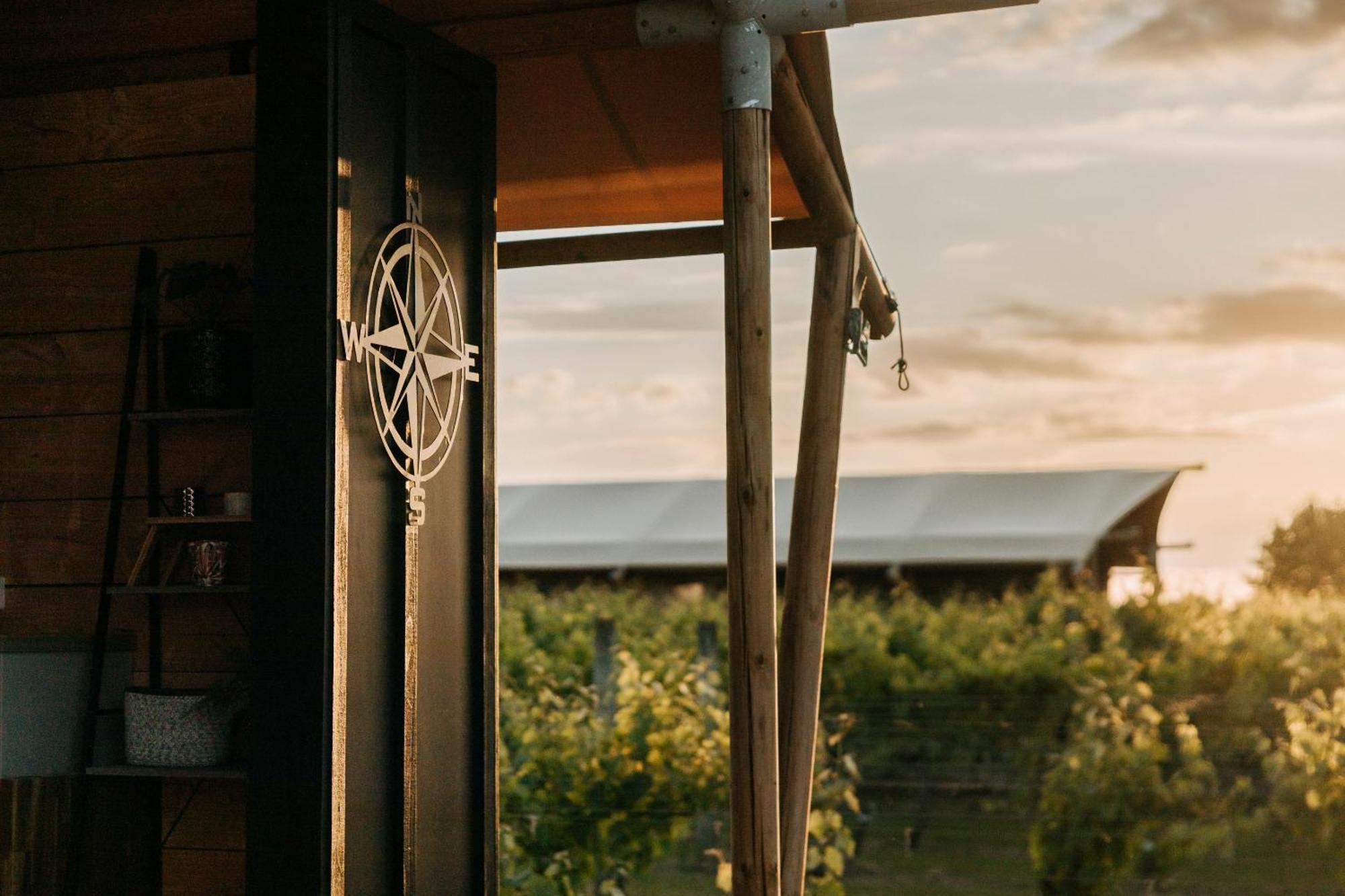 Villas & Vines Glamping Hastings Exterior photo